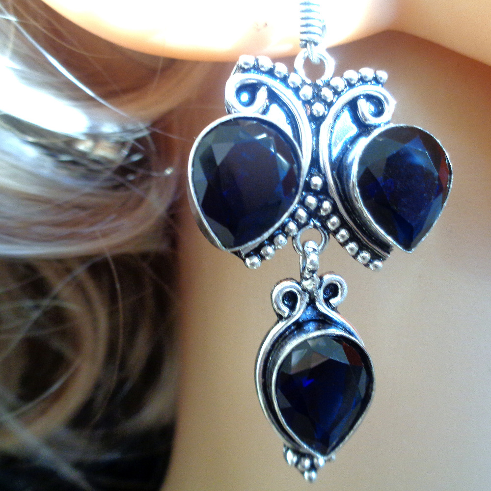HANDCRAFTED 925 STERLING SILVER SAPPHIRE EARRING